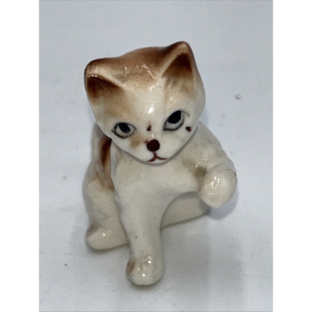 Vintage Goebel Porcelain Cat Figurine RARE